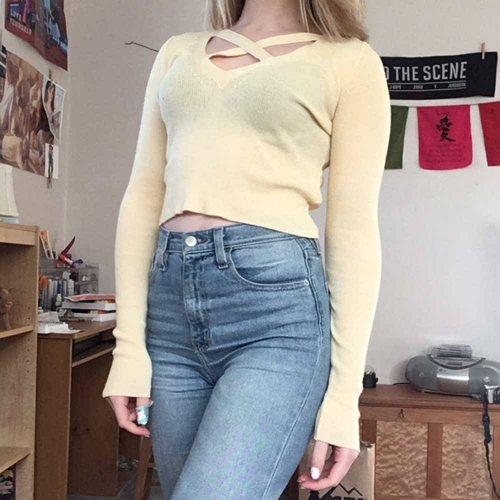Pale Yellow Cropped Cross Strapped V-neck